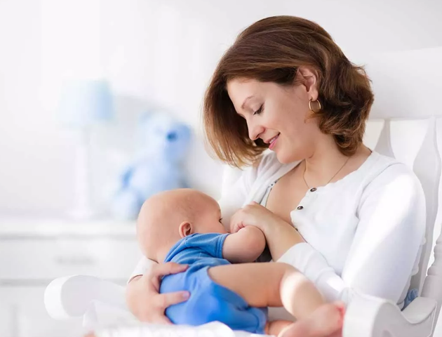 The Difference Between A Lactation Counselor And A Specialist