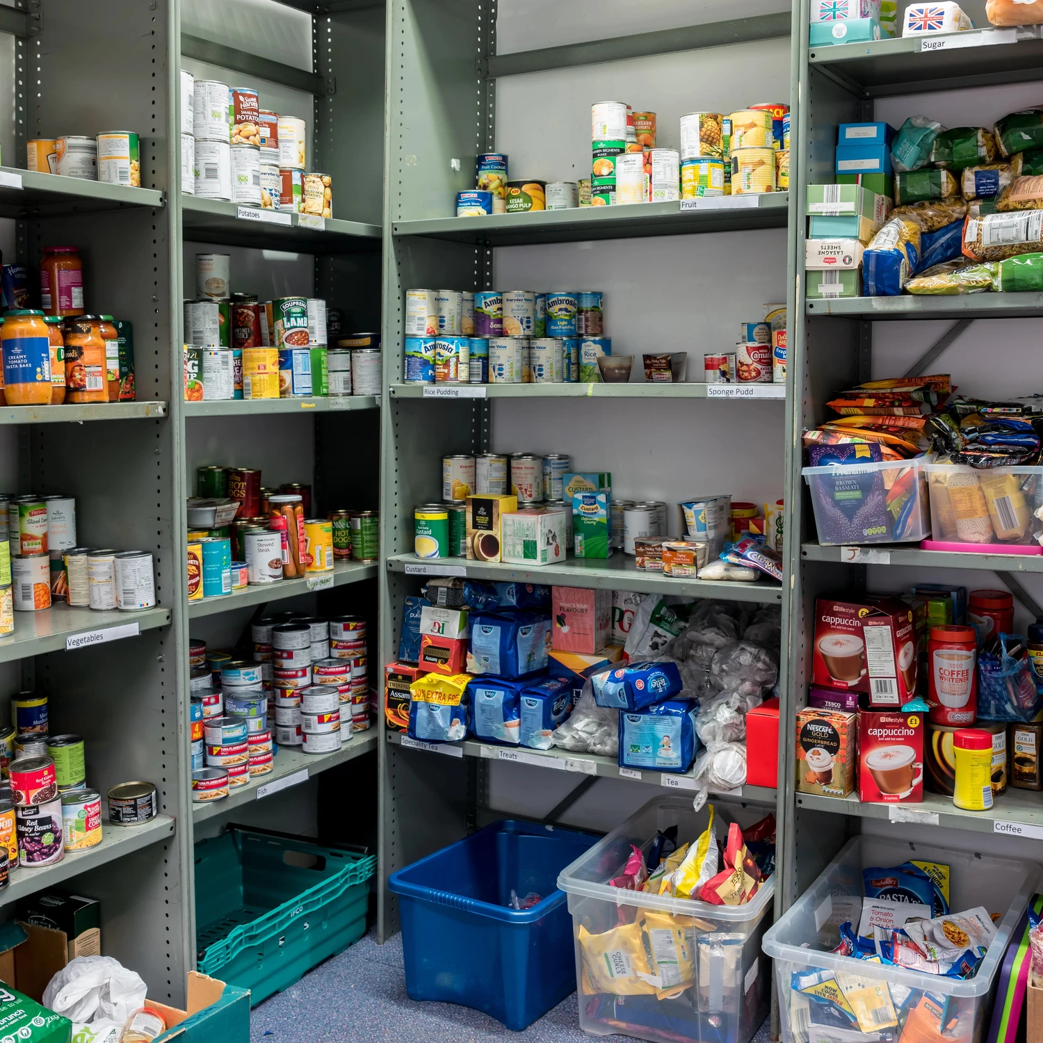 Tips To Restock Office Pantry Supplies Without Wasting Food